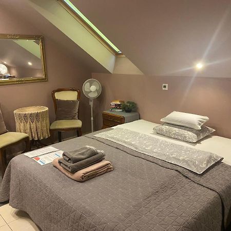 Medison Family Boutique B&B Kielce Ngoại thất bức ảnh